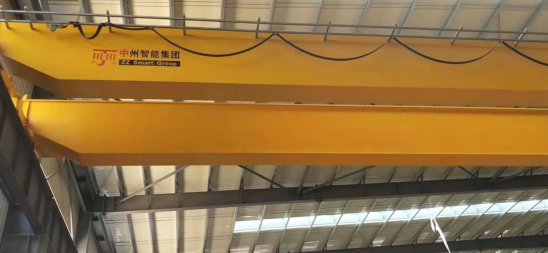 桥式起重机的特点及主要设计功能(图1)